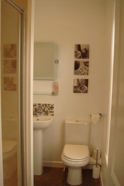 بولتون Wendover Guest House الغرفة الصورة