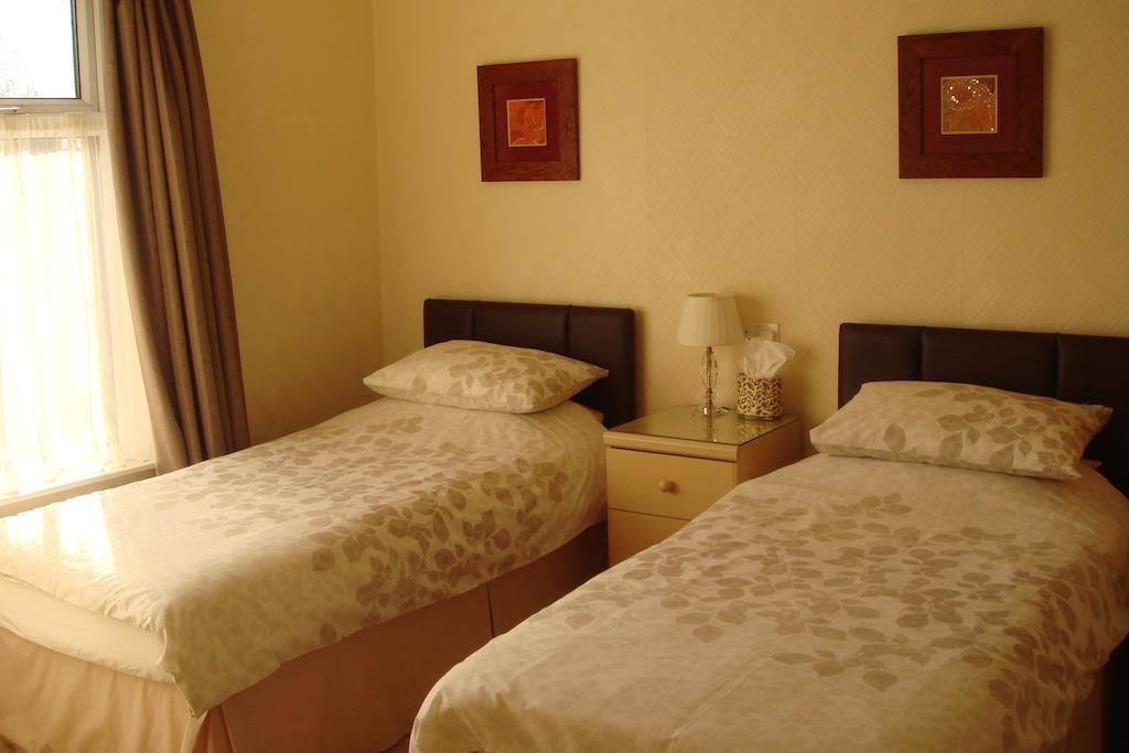 بولتون Wendover Guest House الغرفة الصورة